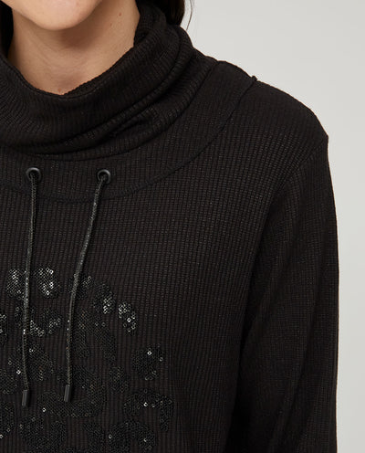 SUETER CON BORDADO Y LENTEJUELAS NEGRO