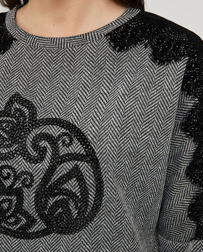 SUETER CUELLO ALTO COMBINADO CON ENCAJE GRIS OSCURO