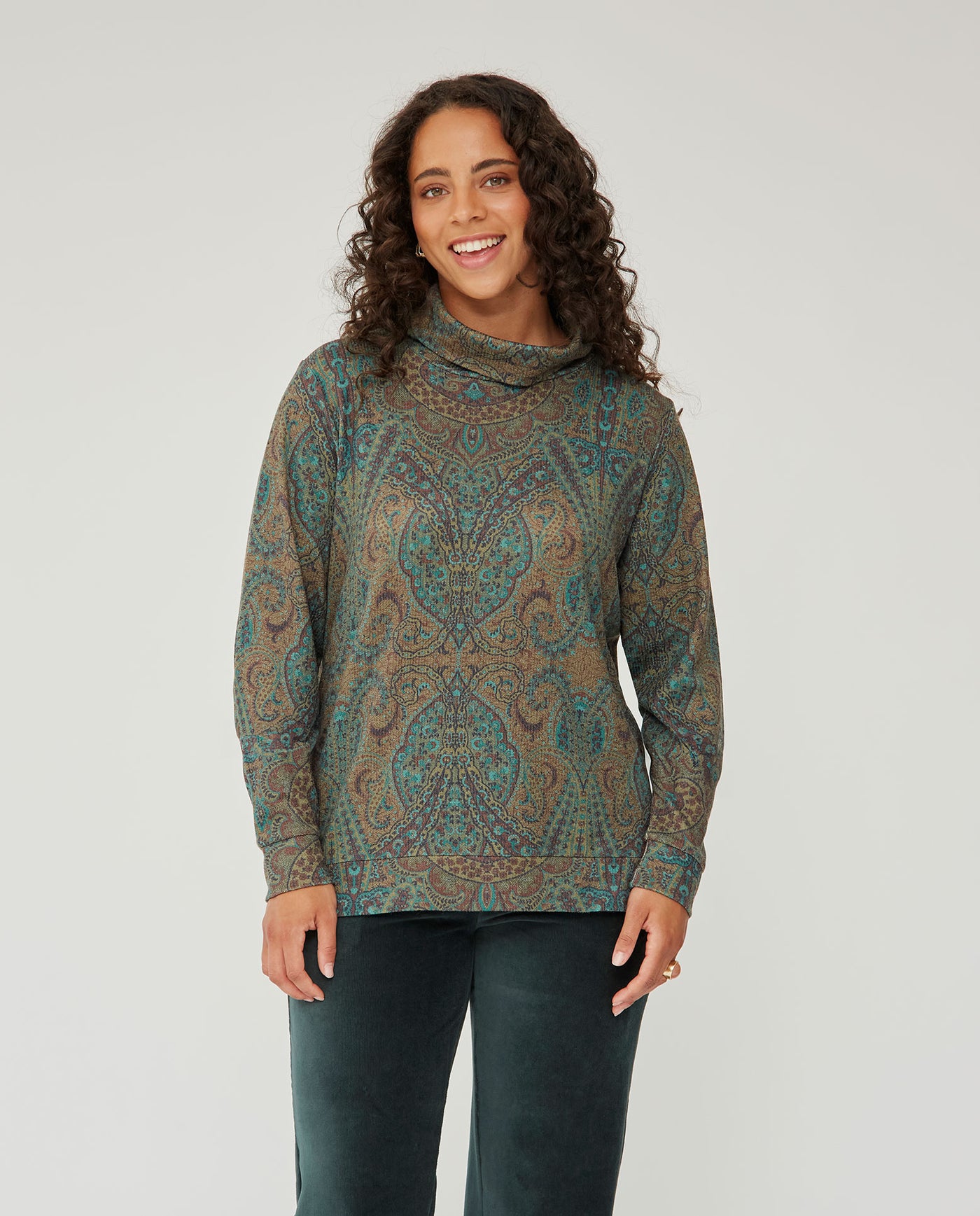 Sueter Estampado Con Bolsillo Frontal  Verde Caza